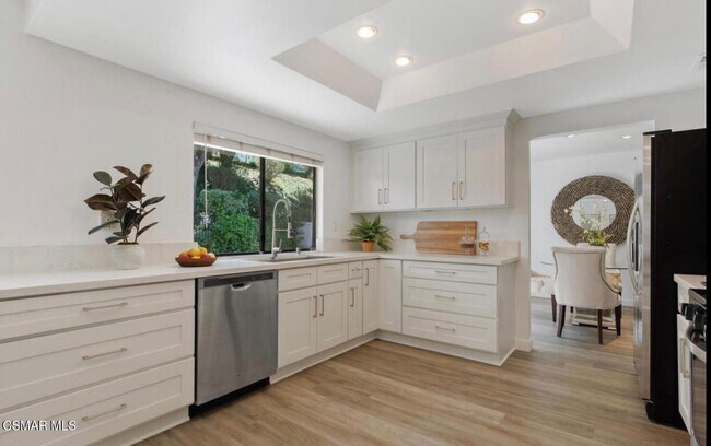 Foto del edificio - 408 Oak Haven Ct