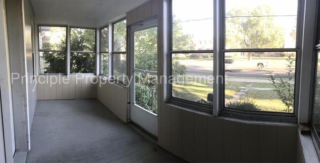 Foto del edificio - Small Home in Central Peoria