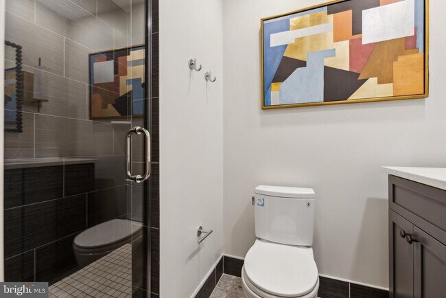 Foto del edificio - 1641 R St NW