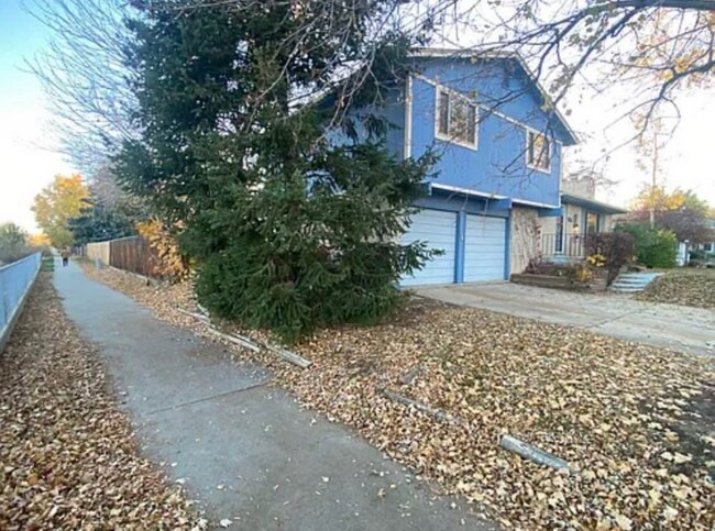 Foto del edificio - 8301 Chase Dr