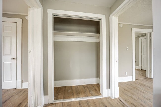 Foto del edificio - Freshly Updated 2 Bedroom House