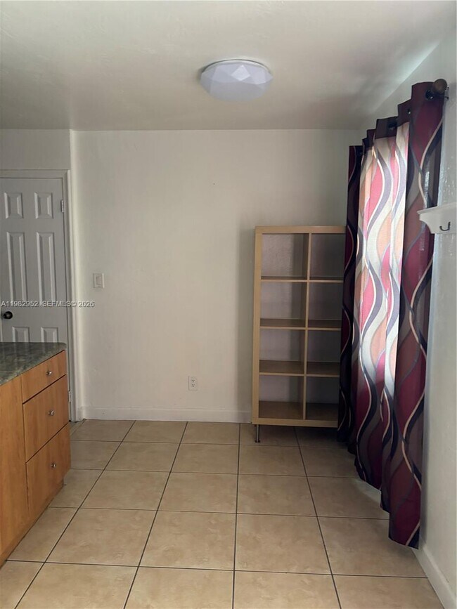 Foto del edificio - 8701 SW 141st St