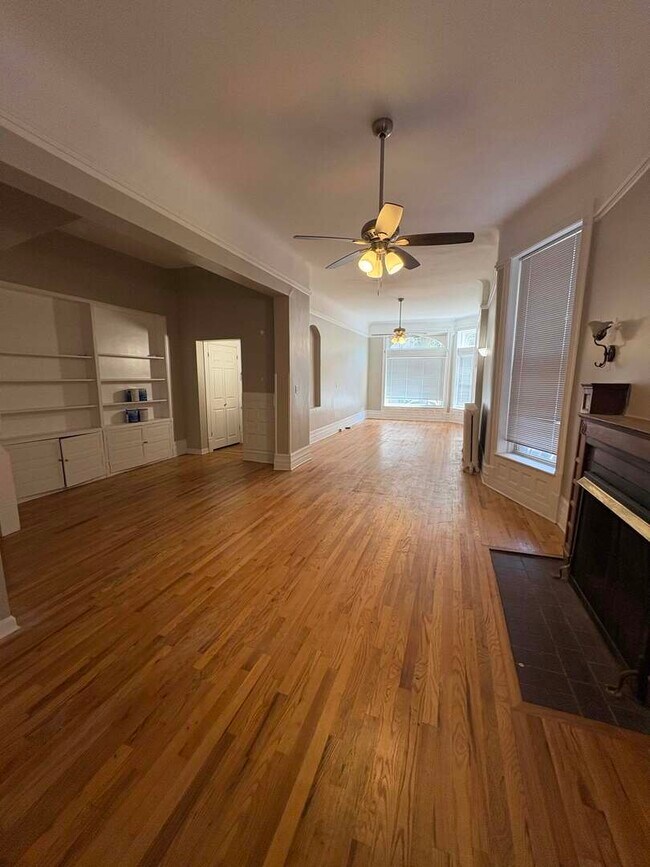 Foto del edificio - 5136 S Blackstone Ave