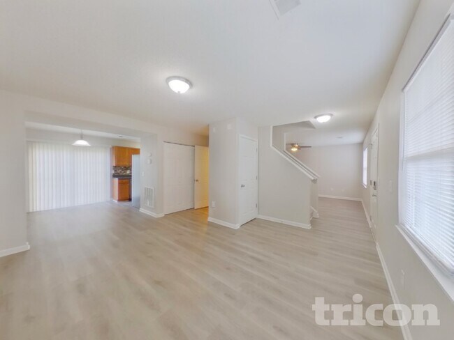 Building Photo - 131 Quiet Grove Dr