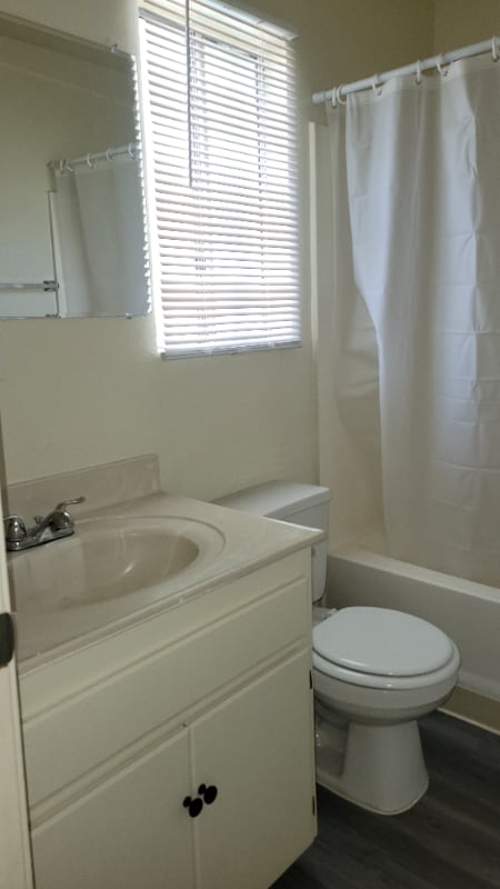 Building Photo - 15523 Barranca Way