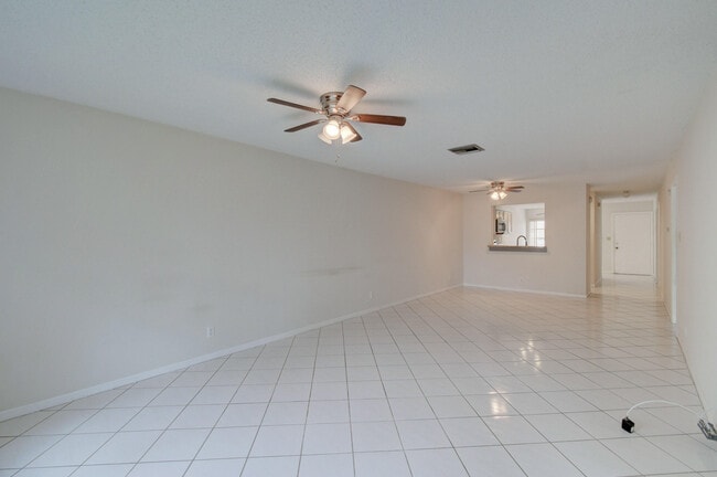 Photo - 5710 Princess Palm Ct Apartment