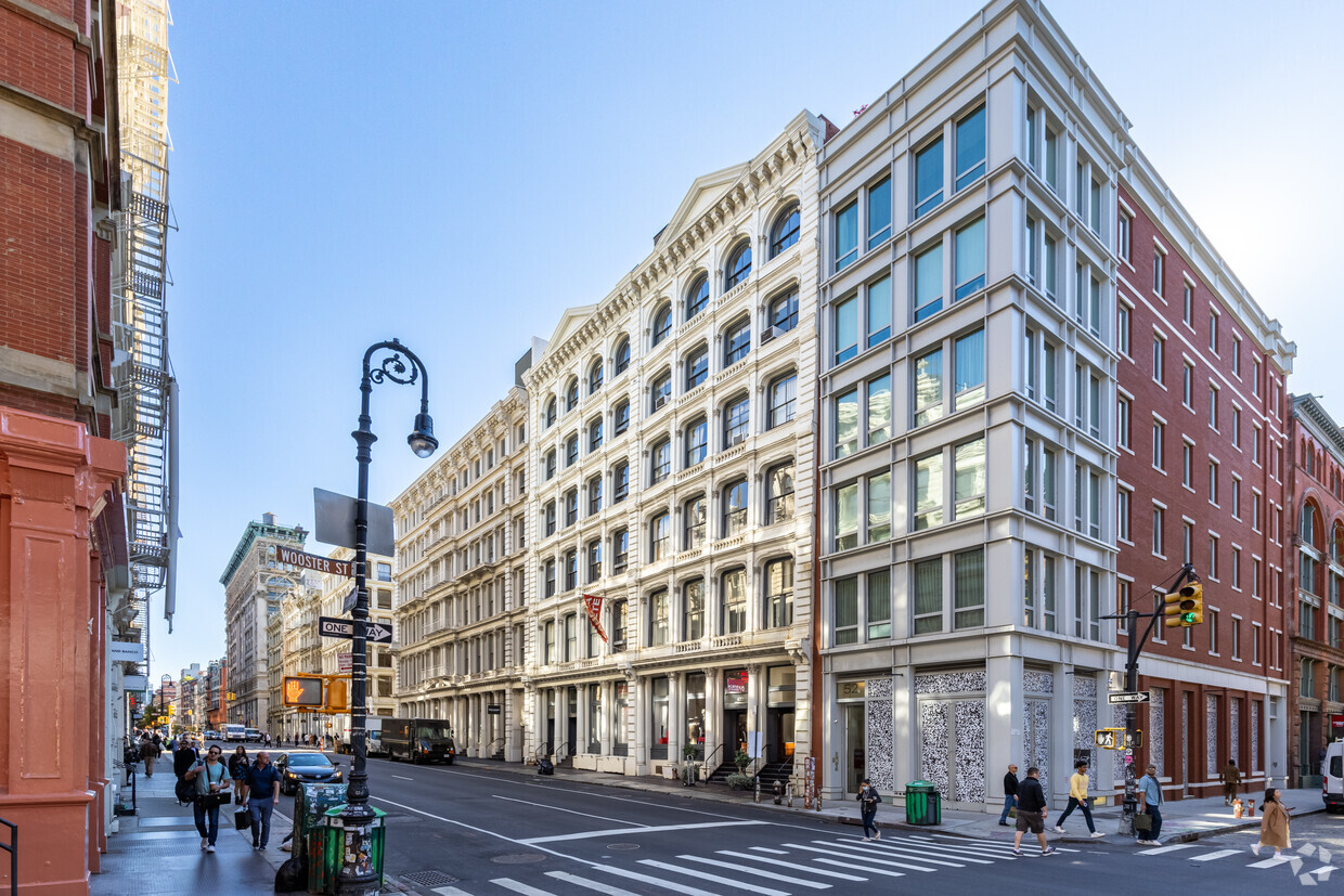 Primary Photo - 477-481 Broome St