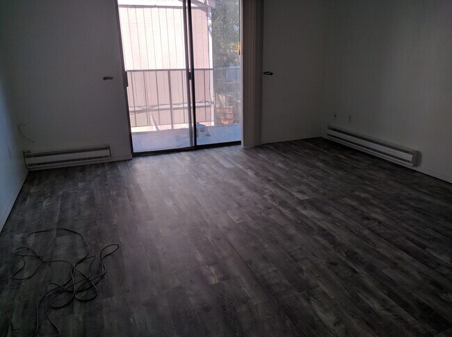 Building Photo - 3972 Neil Rd