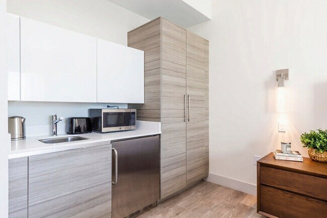 Foto del edificio - 327 Pierce St