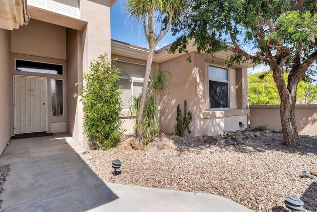 Building Photo - 39357 Mirage Cir