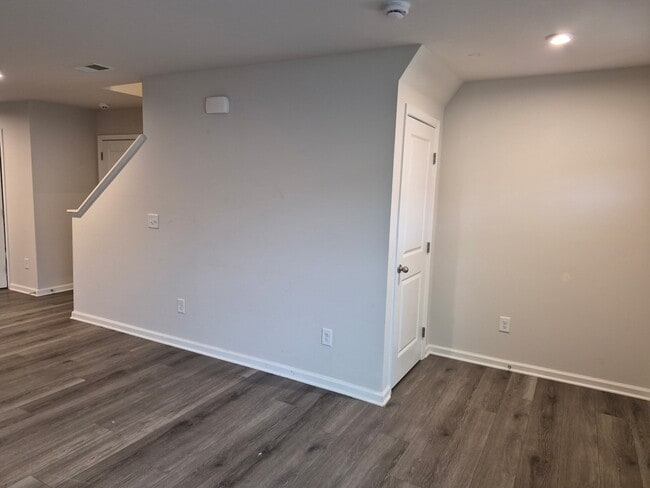 Building Photo - 417 Harmony Hill Trl