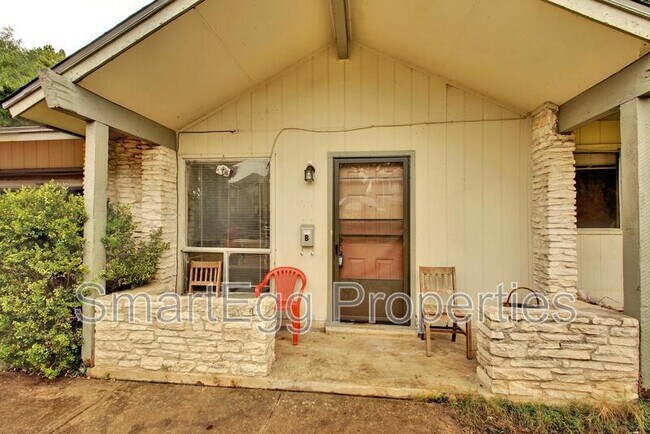 Foto del edificio - 1740 Rutland Dr
