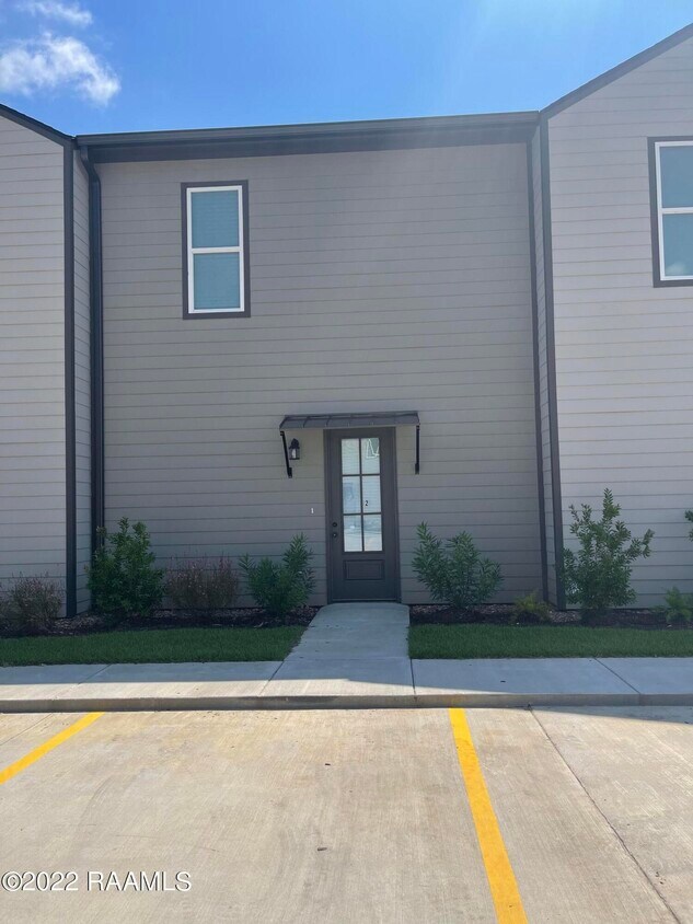 721 Almonaster Rd Unit 4, Youngsville, LA 70592 Apartment for Rent in