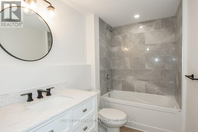 Building Photo - 6245 Eldorado Ave