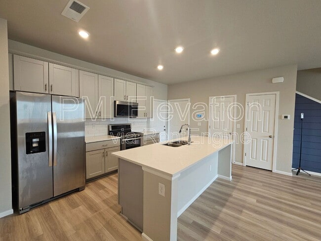 Building Photo - 5091 S Robb Ct