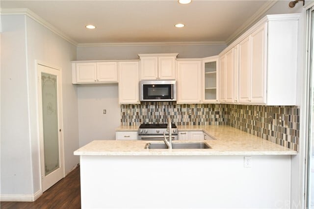 Building Photo - 7169 Las Palmas Dr