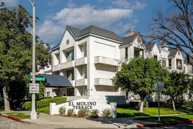 Primary Photo - 300 N El Molino Ave