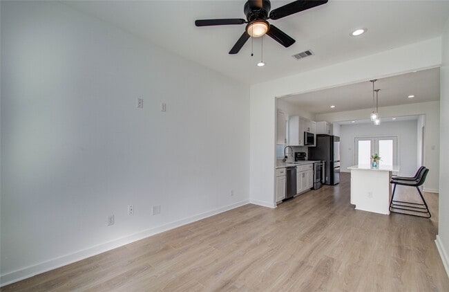 Foto del edificio - 8316 Peachtree St