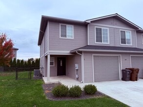 Building Photo - 209 N 76th Ave