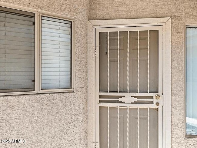 Foto del edificio - 1750 W Union Hills Dr