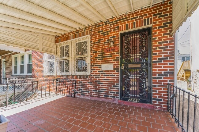 Foto del edificio - Narcissus