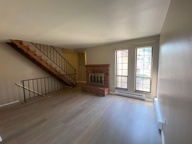 Building Photo - 3202 Sumac Street