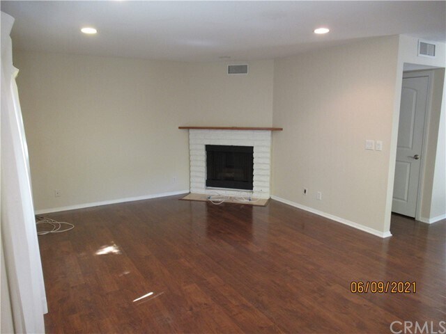 Building Photo - 1152 10th St