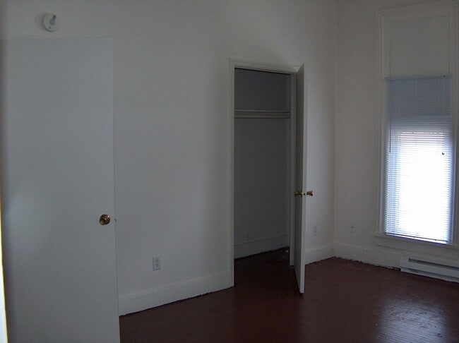 Photo - 911 N 9th St Rd Apartment