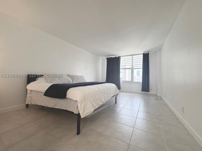 Foto del edificio - 3800 S Ocean Dr