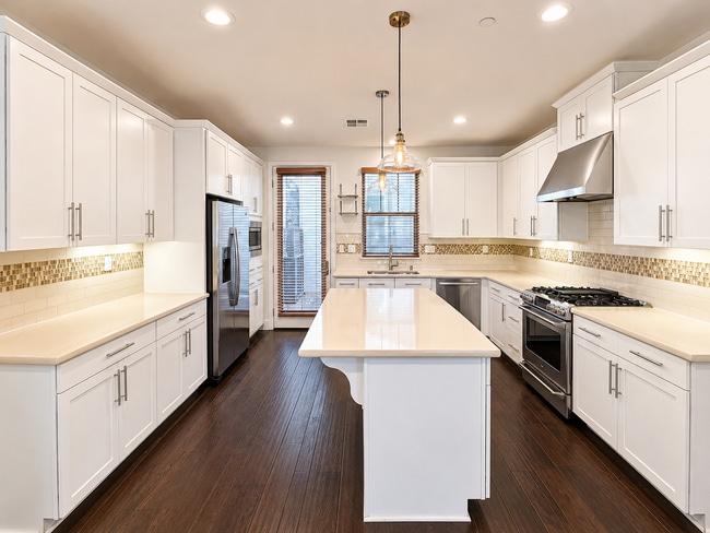 Building Photo - 2651 Alliston Loop