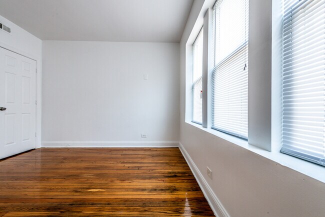 Habitación - 6104 S Campbell Ave