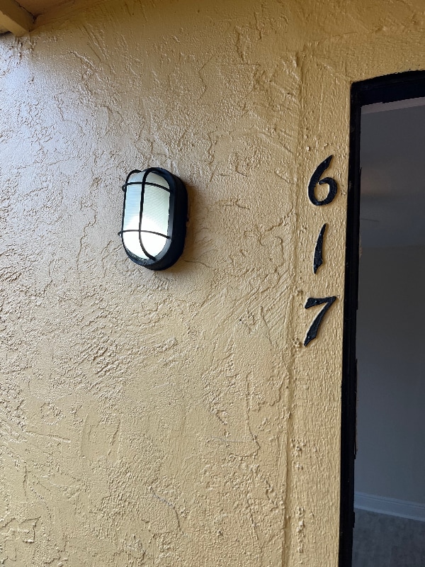 Foto principal - 2885 Winkler Ave