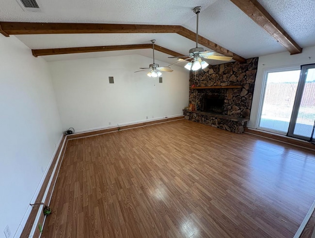 Building Photo - 312 Woodson Way