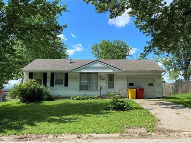 Foto principal - 19000 E 6th St N