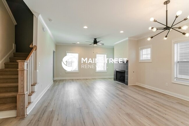 Foto del edificio - 3 Bedroom Pet-Friendly Home in CHARLOTTE, ...