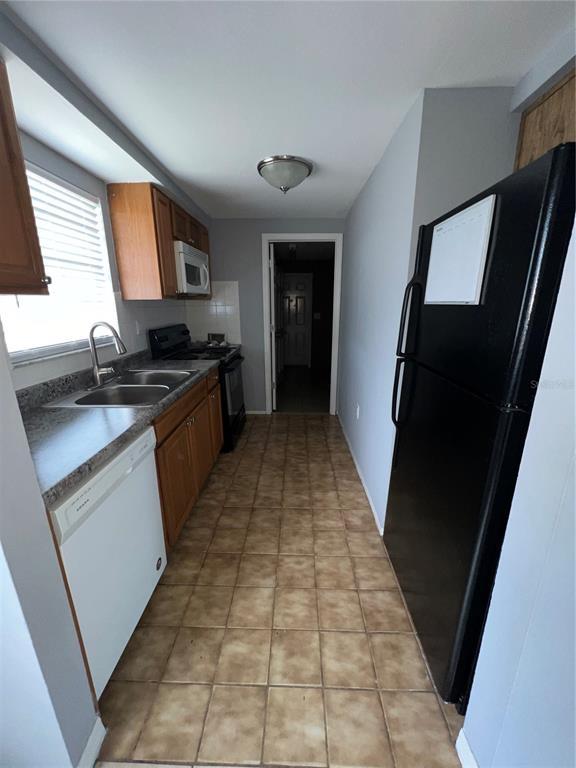 Foto del edificio - 8723 Spanish Moss Dr