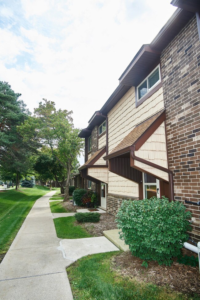 Suntree Apartments Apartments Saint Johns, MI