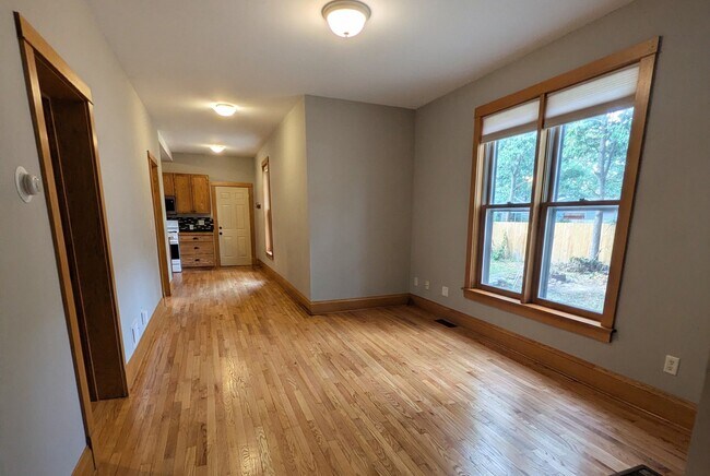 Building Photo - 2648 13th Ave S