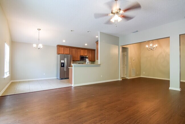 Foto del edificio - 632 Chestwood Chase Dr