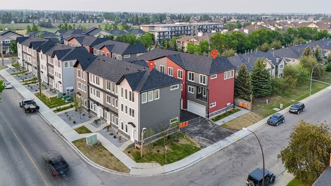 Photo - 6510 Rundlehorn Dr NE (Calgary, AB) Townhome