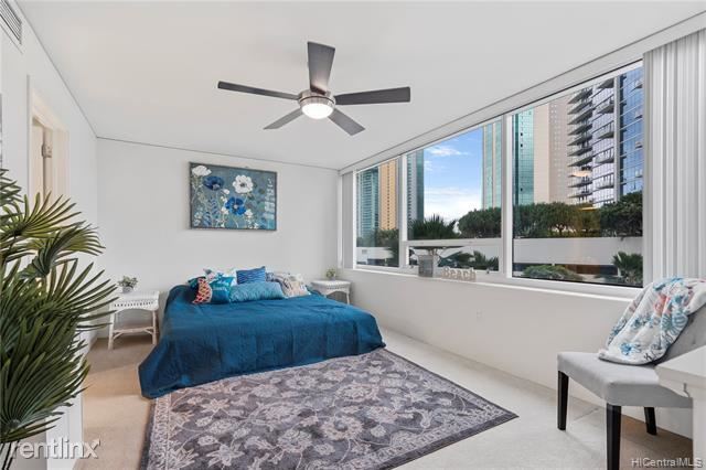 Building Photo - 2 br, 2.5 bath Condo - 1320 N Hollywood St