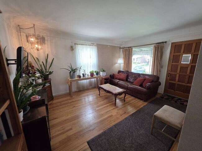 Foto del edificio - 3238 Woodside St