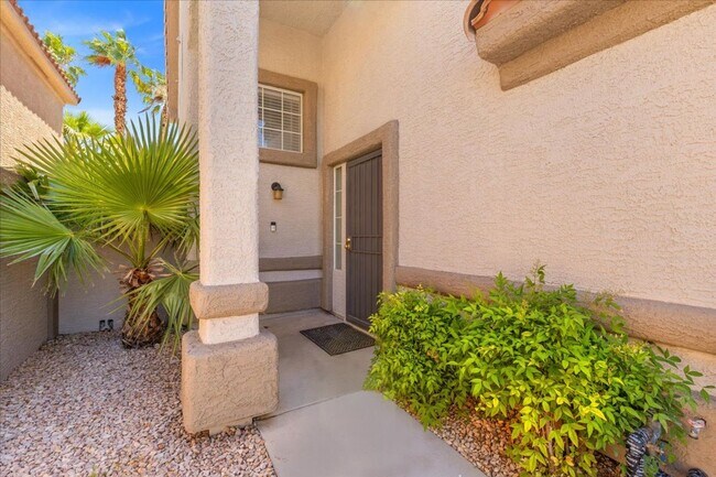 Foto del edificio - Completely Remodeled Modern 3 Bedroom Prop...