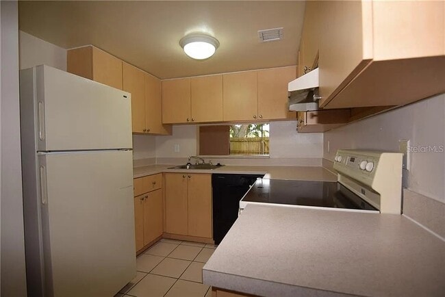 Foto del edificio - 3403 Clark Rd