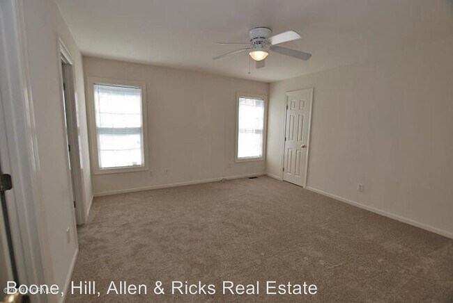 Building Photo - 3 br, 2 bath House - 1588 Overton Drive