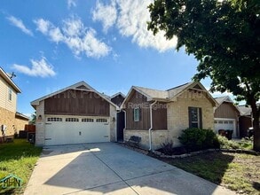 Building Photo - 12807 Waterlily Way
