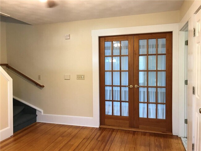 Foto del edificio - 65 S Main St