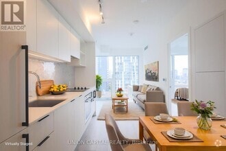 Building Photo - 82-1582 Dalhousie St
