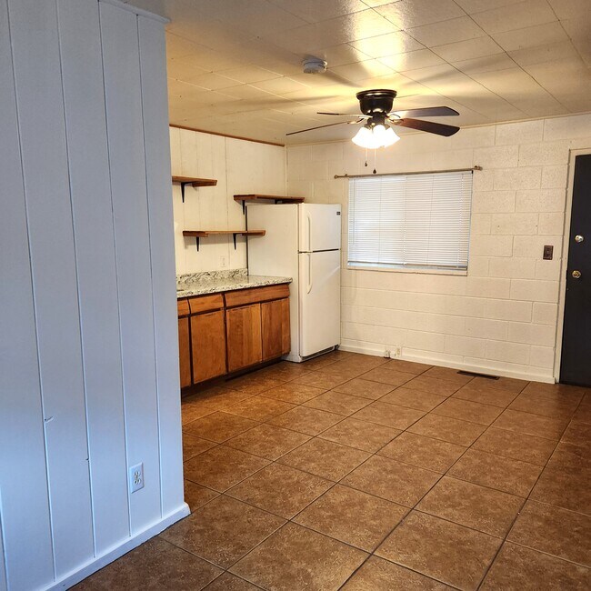 Foto del edificio - 10370 Ute Pass Ave