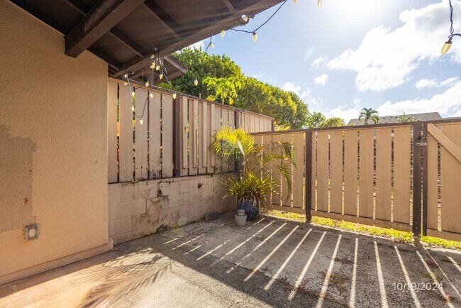 Foto del edificio - $2,6700 / 2 Bed 1.5 Bath IN MILILANI  (WATER&SEWER INCLUDED)